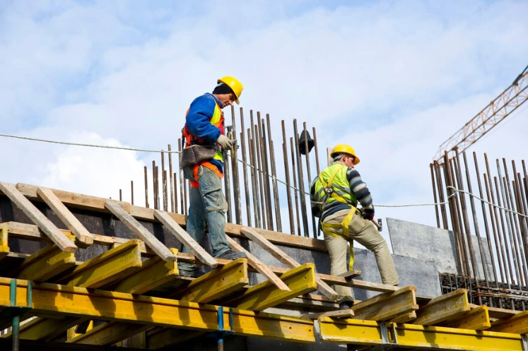 La falta de relevo generacional en la industria de materiales de construcción
